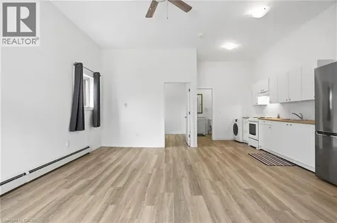 14 Avenue Place Welland ON L3B 4B1
