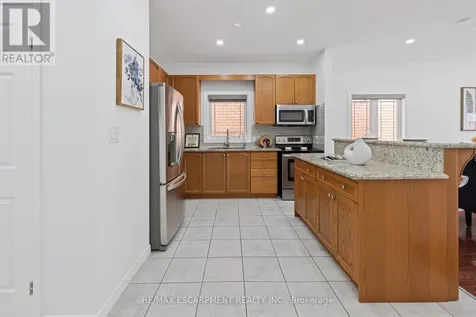 39 Mckibbon Avenue Hamilton ON L0R 1P0