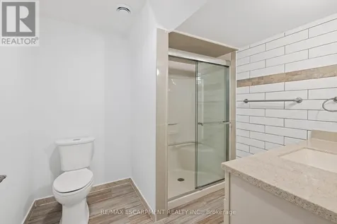 39 Mckibbon Avenue Hamilton ON L0R 1P0