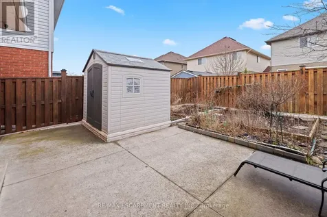 39 Mckibbon Avenue Hamilton ON L0R 1P0