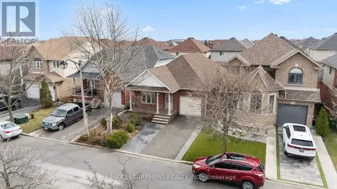 39 Mckibbon Avenue Hamilton ON L0R 1P0