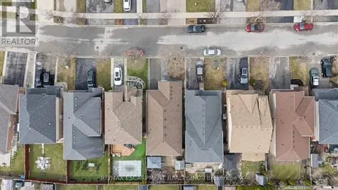 39 Mckibbon Avenue Hamilton ON L0R 1P0