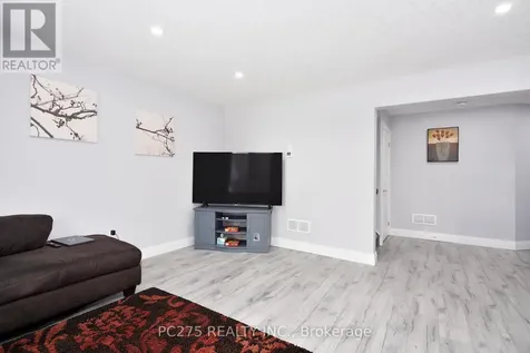61 Vienna Road Tillsonburg ON N4G 3C6