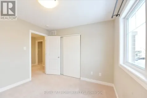630 Eagle Crest Heights Ottawa ON K2S 1G1