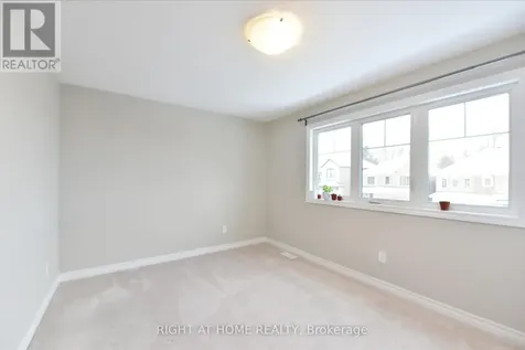 630 Eagle Crest Heights Ottawa ON K2S 1G1