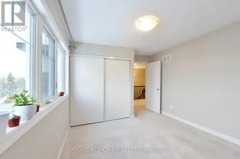 630 Eagle Crest Heights Ottawa ON K2S 1G1