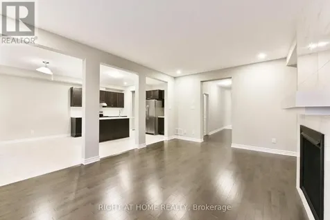 630 Eagle Crest Heights Ottawa ON K2S 1G1