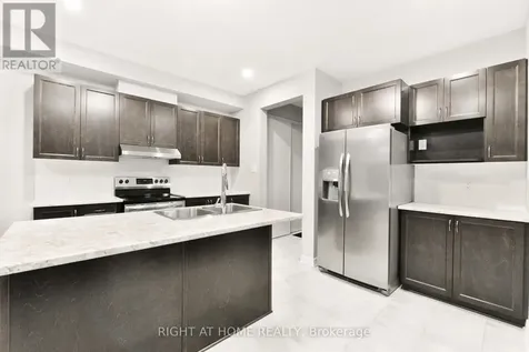 630 Eagle Crest Heights Ottawa ON K2S 1G1
