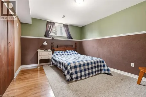 37 Thistlemoor Drive Caledonia ON N3W 2K4