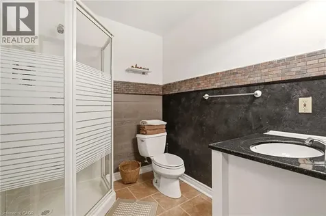37 Thistlemoor Drive Caledonia ON N3W 2K4