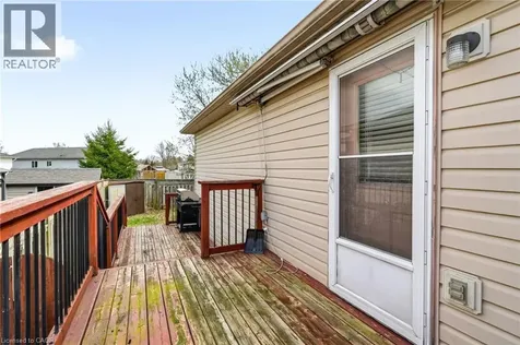 37 Thistlemoor Drive Caledonia ON N3W 2K4