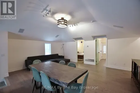 15 61st Street South Wasaga Beach ON L9Z 1W1