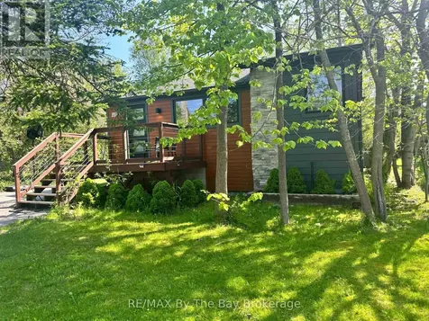 15 61st Street South Wasaga Beach ON L9Z 1W1