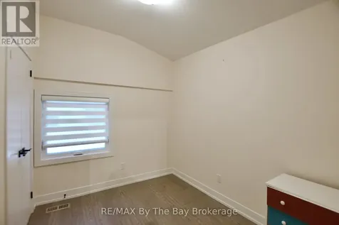15 61st Street South Wasaga Beach ON L9Z 1W1