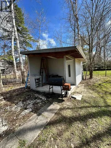 15 61st Street South Wasaga Beach ON L9Z 1W1