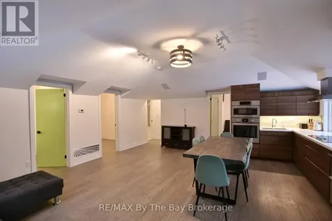 15 61st Street South Wasaga Beach ON L9Z 1W1