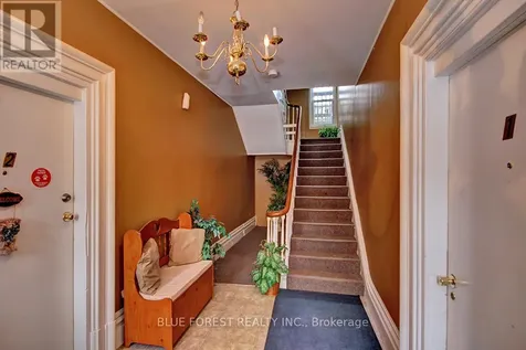 7 Church Street St. Thomas ON N5R 3E4
