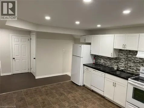 86 Chatham Street Hamilton ON L8P 2B4