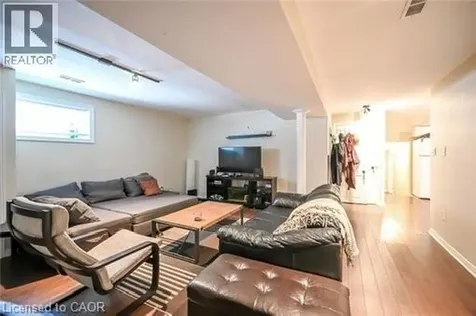 86 Chatham Street Hamilton ON L8P 2B4