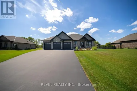 21 Tedley Boulevard Brantford ON N3T 0E3