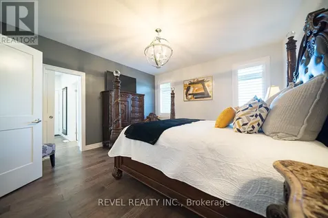 21 Tedley Boulevard Brantford ON N3T 0E3