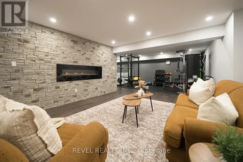 21 Tedley Boulevard Brantford ON N3T 0E3