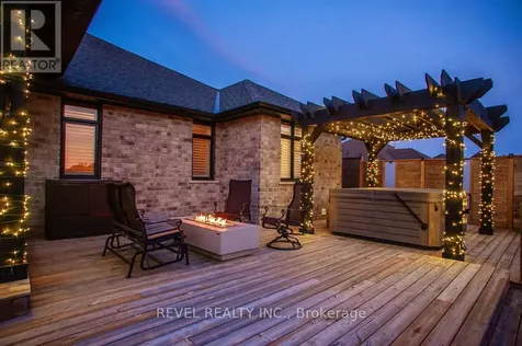 21 Tedley Boulevard Brantford ON N3T 0E3