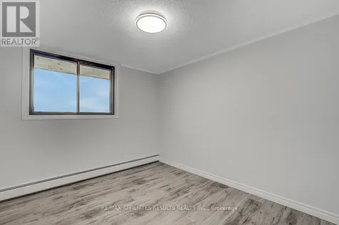 415 Greenview Avenue Ottawa ON K2B 8G5
