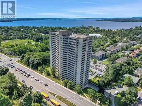 415 Greenview Avenue Ottawa ON K2B 8G5