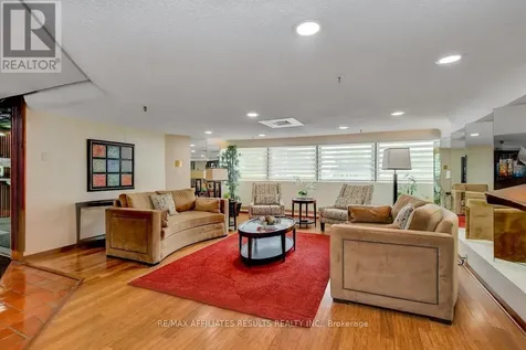 415 Greenview Avenue Ottawa ON K2B 8G5