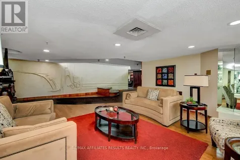 415 Greenview Avenue Ottawa ON K2B 8G5