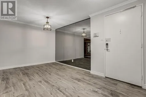415 Greenview Avenue Ottawa ON K2B 8G5