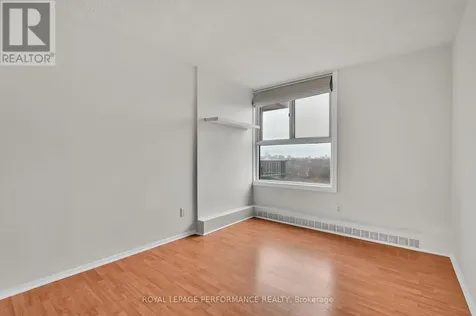 1785 Frobisher Lane Ottawa ON K1G 3T7