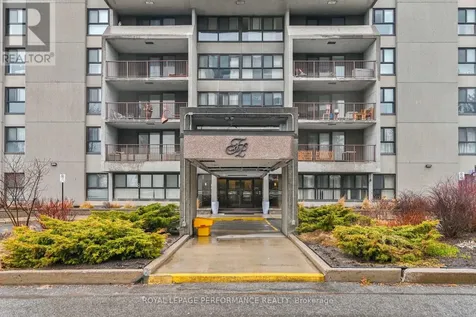 1785 Frobisher Lane Ottawa ON K1G 3T7