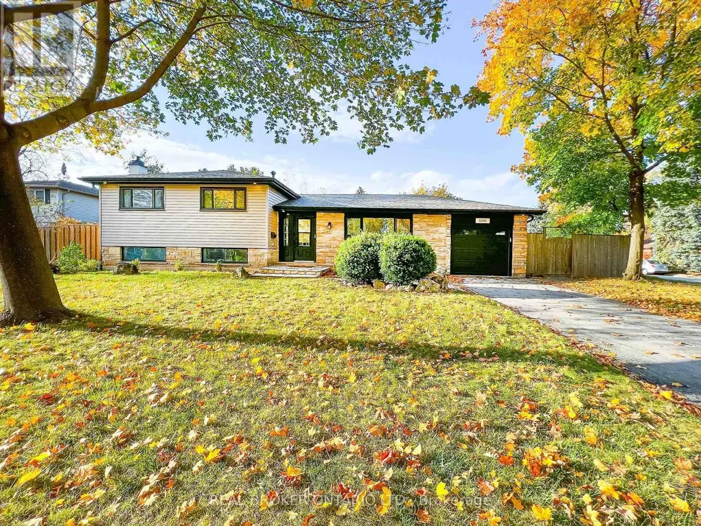 5285 Woodhaven Court Burlington (appleby) ON L7L 3T7