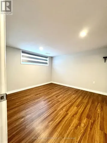 5285 Woodhaven Court Burlington (appleby) ON L7L 3T7