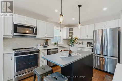 8 Bigwood Crescent Port Hope ON L1A 0C8