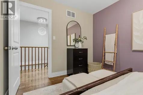 8 Bigwood Crescent Port Hope ON L1A 0C8