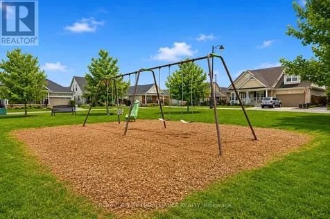 8 Bigwood Crescent Port Hope ON L1A 0C8