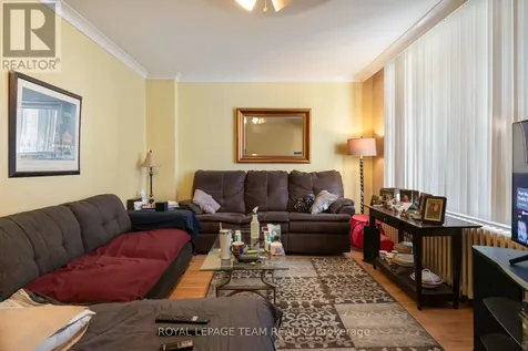 213 Desrosiers Street Ottawa ON K1L 7T2