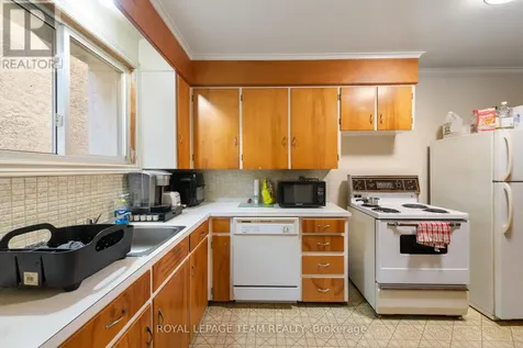213 Desrosiers Street Ottawa ON K1L 7T2