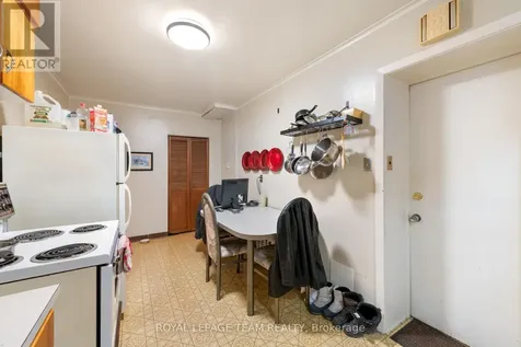 213 Desrosiers Street Ottawa ON K1L 7T2