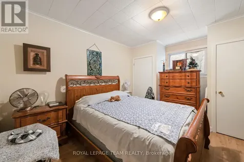 213 Desrosiers Street Ottawa ON K1L 7T2