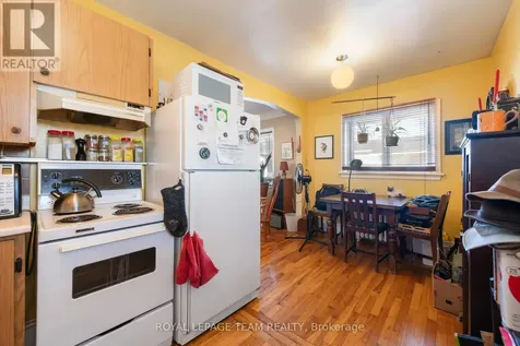 213 Desrosiers Street Ottawa ON K1L 7T2