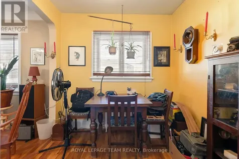 213 Desrosiers Street Ottawa ON K1L 7T2