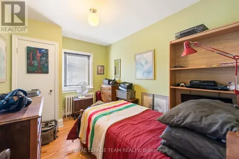 213 Desrosiers Street Ottawa ON K1L 7T2