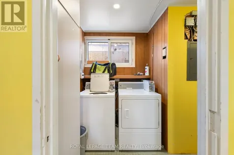 213 Desrosiers Street Ottawa ON K1L 7T2