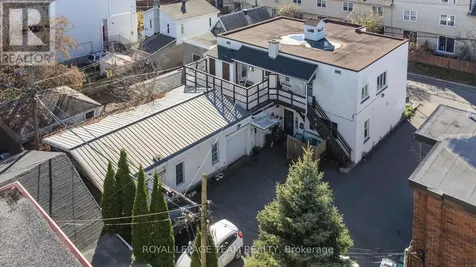 213 Desrosiers Street Ottawa ON K1L 7T2