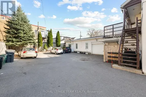 213 Desrosiers Street Ottawa ON K1L 7T2