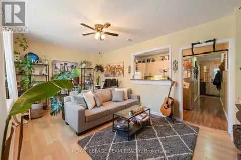 213 Desrosiers Street Ottawa ON K1L 7T2